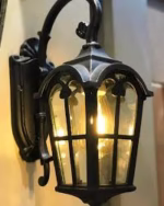 Vintage Outdoor Wall Lantern 104WS – Weatherproof Classic Sconce for Garden & Patio Lighting - Image 4